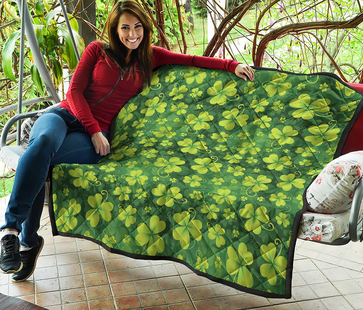 St. Patrick's Day Shamrock Pattern Print Quilt