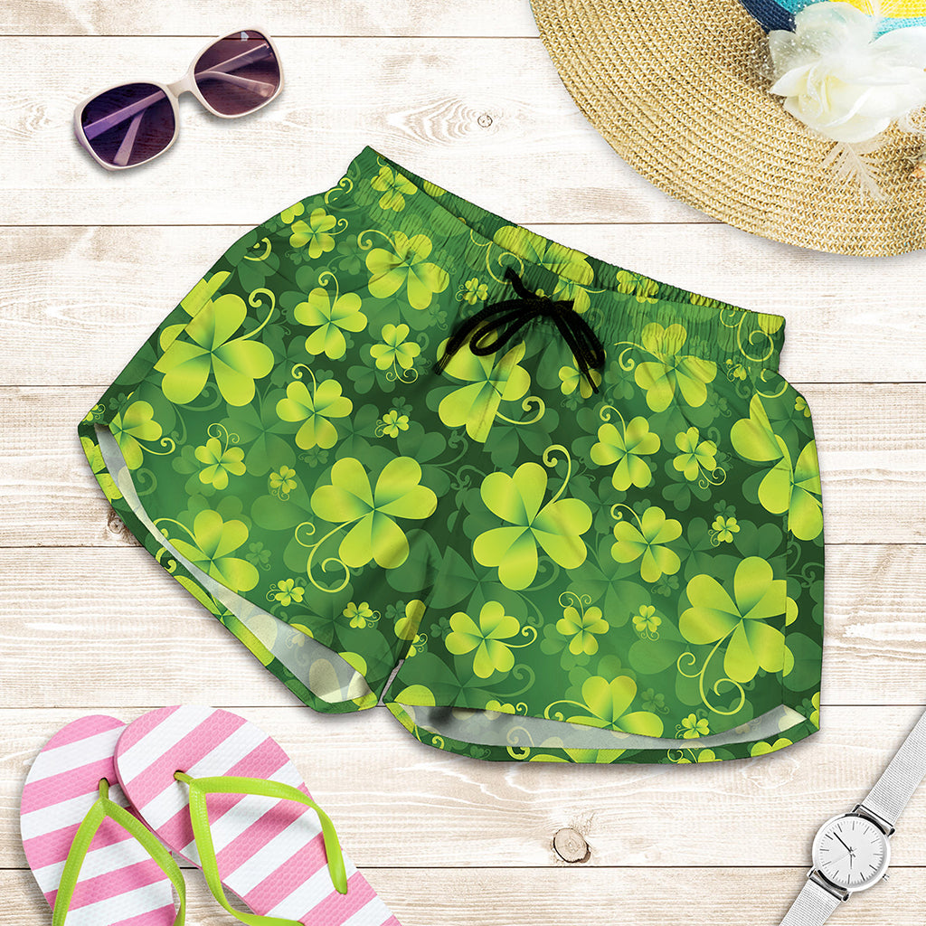 St. Patrick's Day Shamrock Pattern Print Women's Shorts