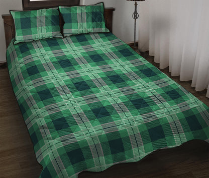 St. Patrick's Day Tartan Print Quilt Bed Set