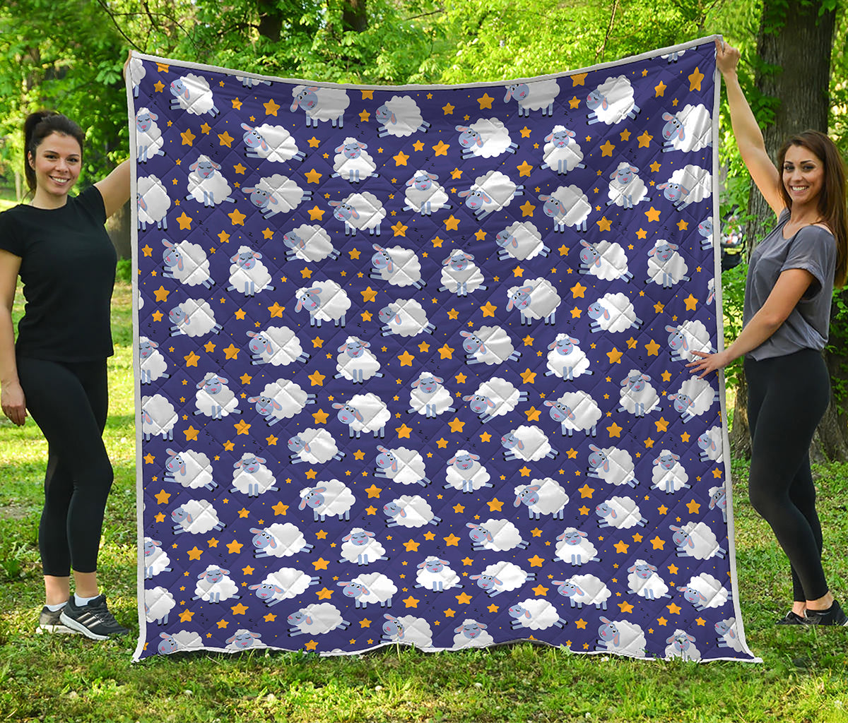 Star And Sheep Pattern Print Quilt