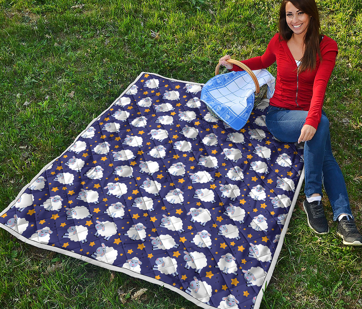 Star And Sheep Pattern Print Quilt