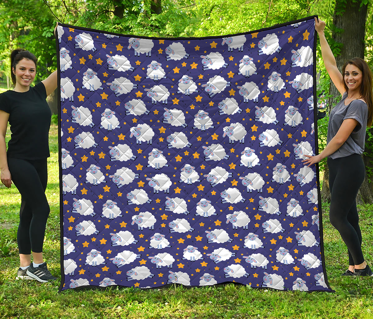 Star And Sheep Pattern Print Quilt