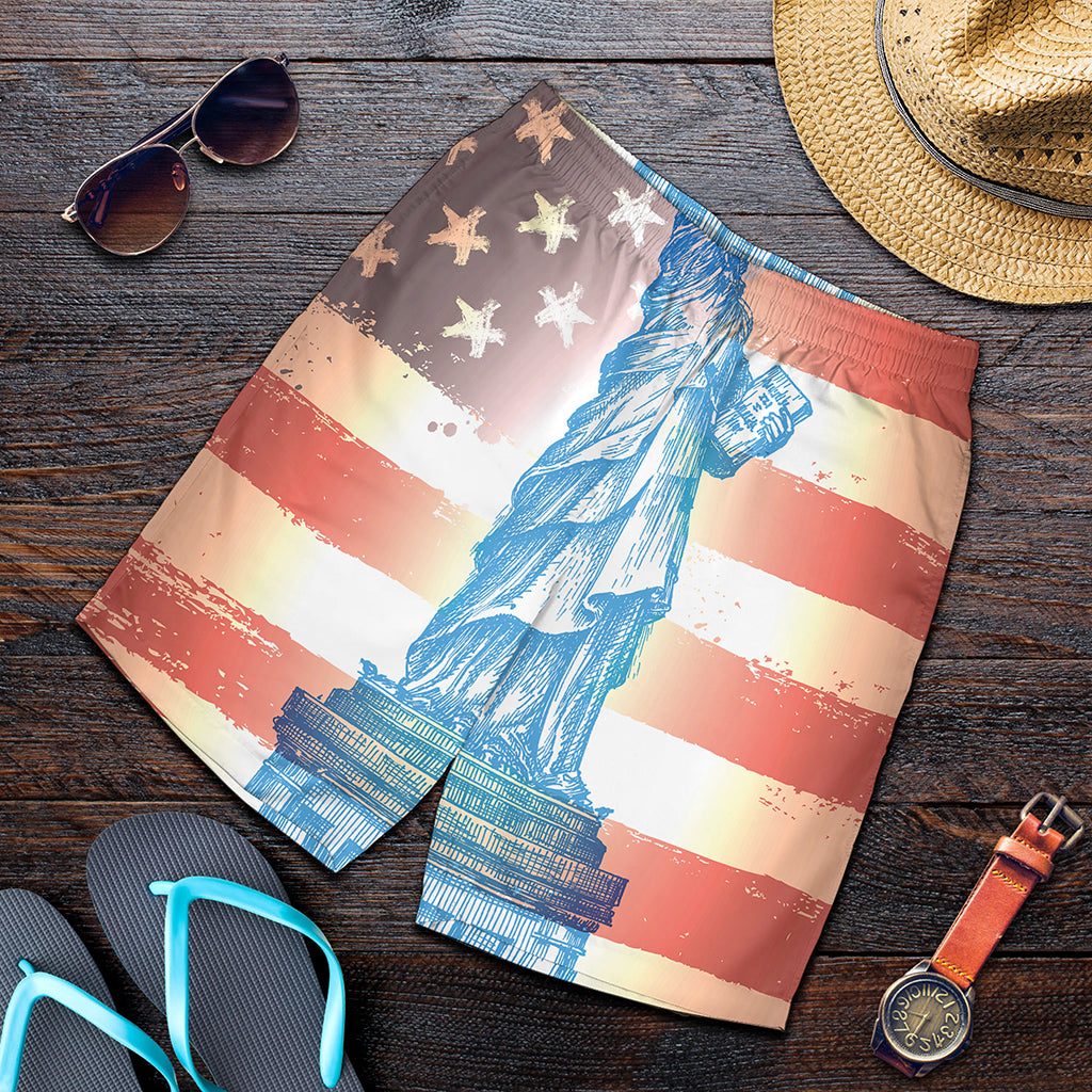 Statue of Liberty USA Flag Print Men's Shorts