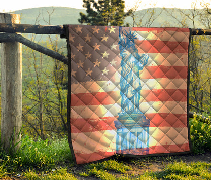 Statue of Liberty USA Flag Print Quilt