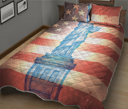 Statue of Liberty USA Flag Print Quilt Bed Set