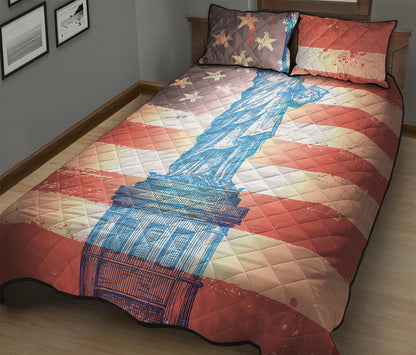 Statue of Liberty USA Flag Print Quilt Bed Set