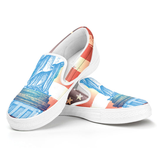 Statue of Liberty USA Flag Print White Slip On Shoes