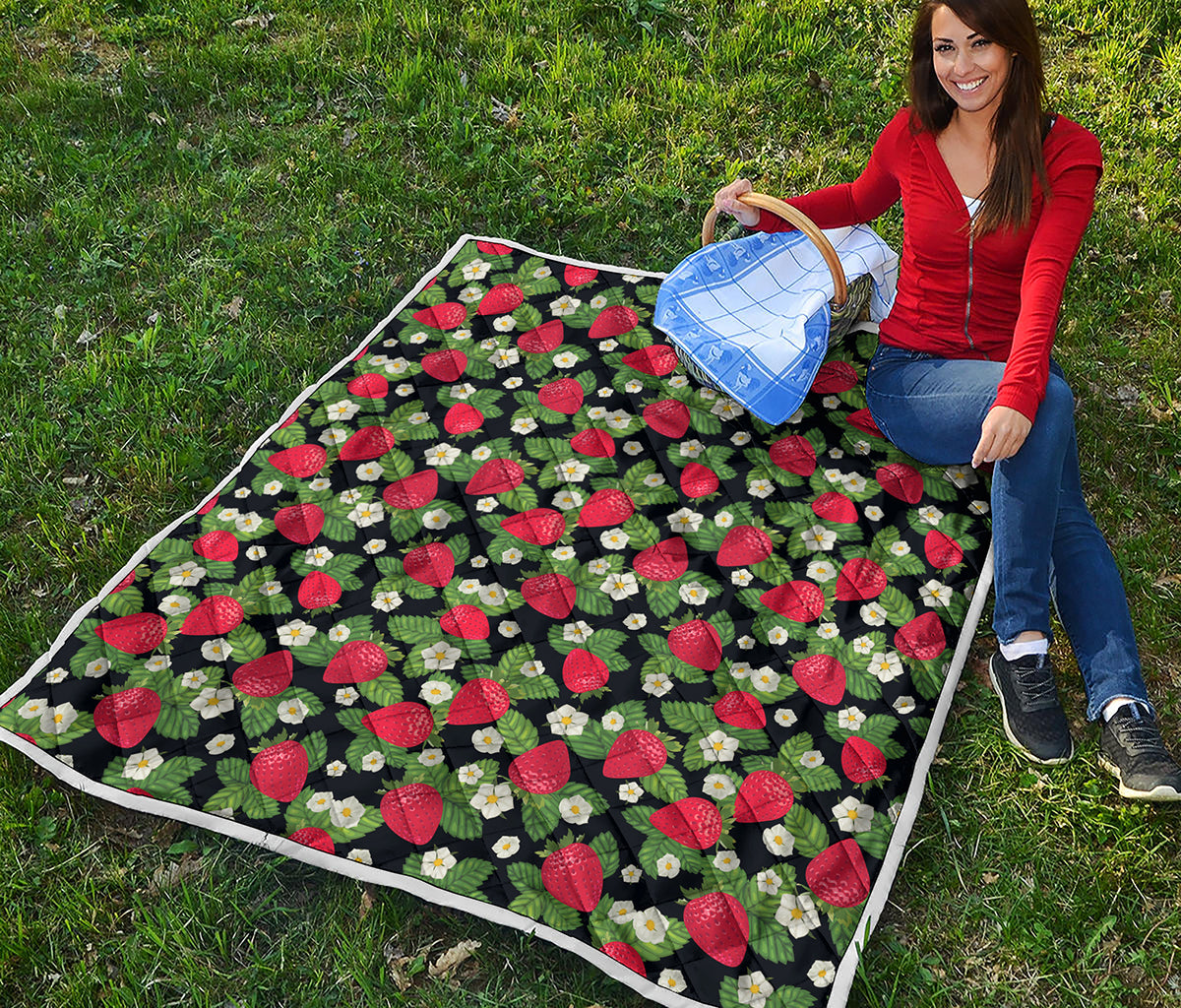 Strawberry And Flower Pattern Print Quilt