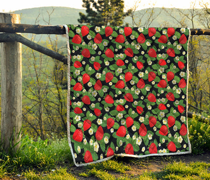 Strawberry And Flower Pattern Print Quilt