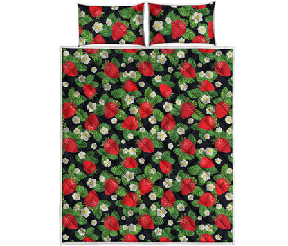 Strawberry And Flower Pattern Print Quilt Bed Set