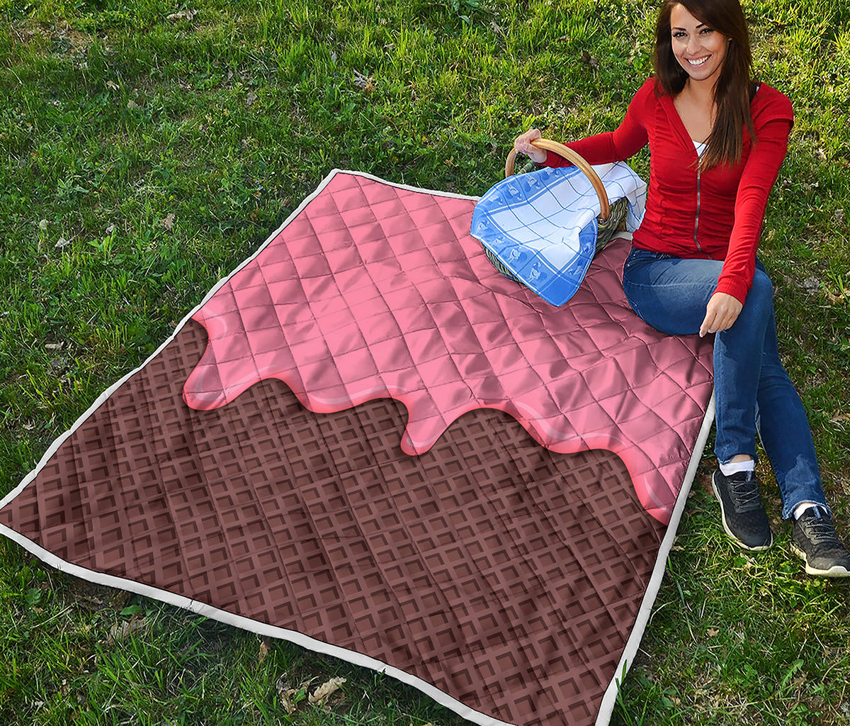 Strawberry Ice Cream Melted Print Quilt