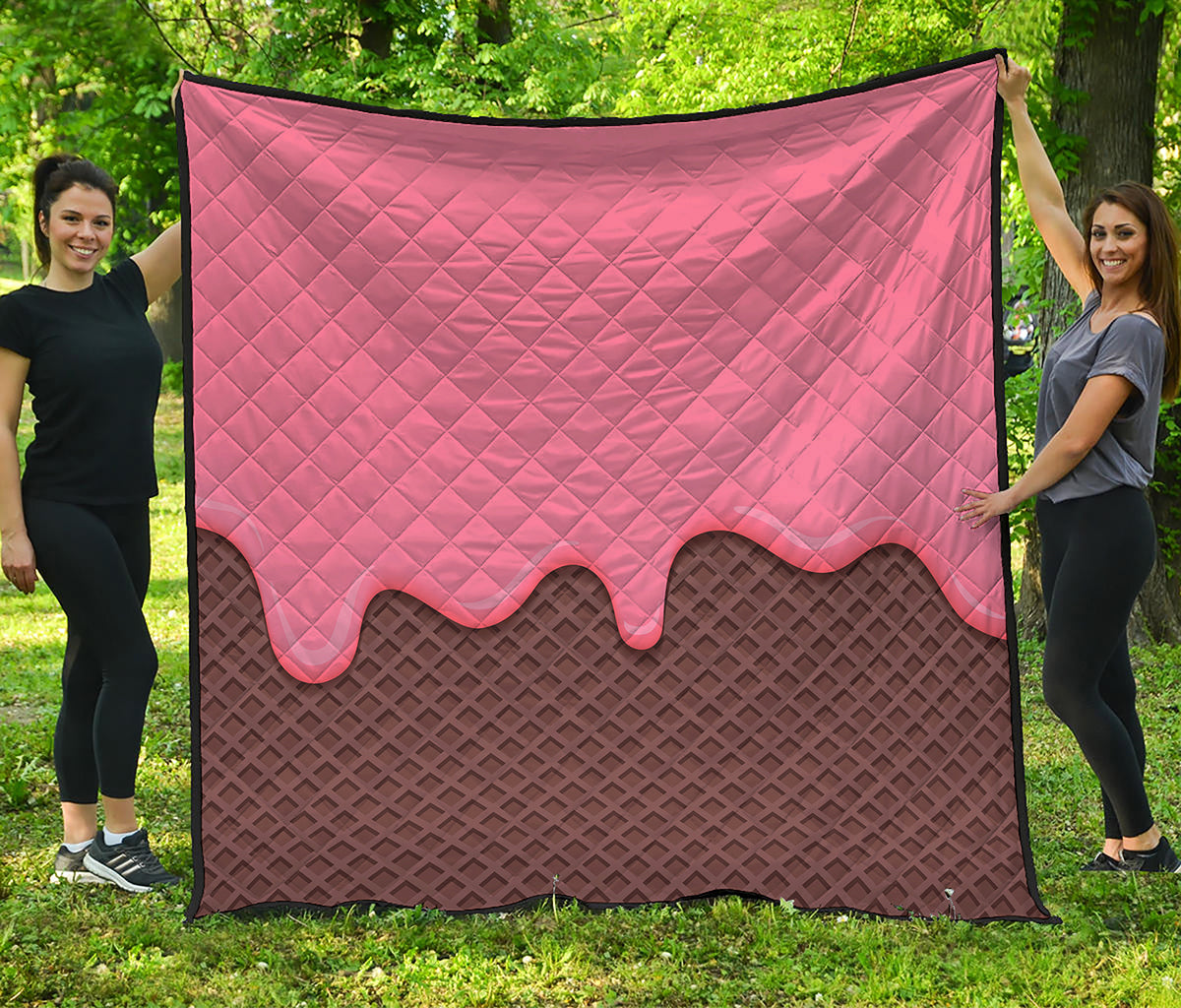 Strawberry Ice Cream Melted Print Quilt