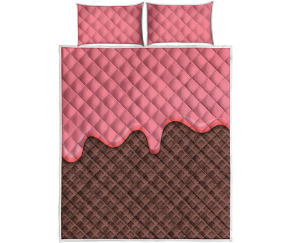 Strawberry Ice Cream Melted Print Quilt Bed Set