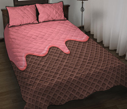 Strawberry Ice Cream Melted Print Quilt Bed Set