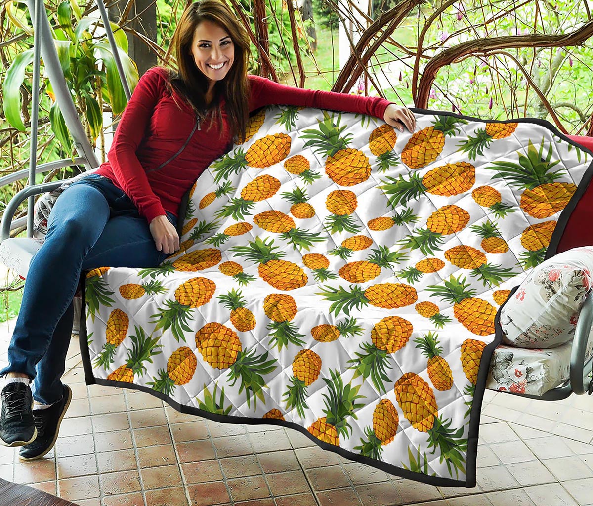 Summer Pineapple Pattern Print Quilt