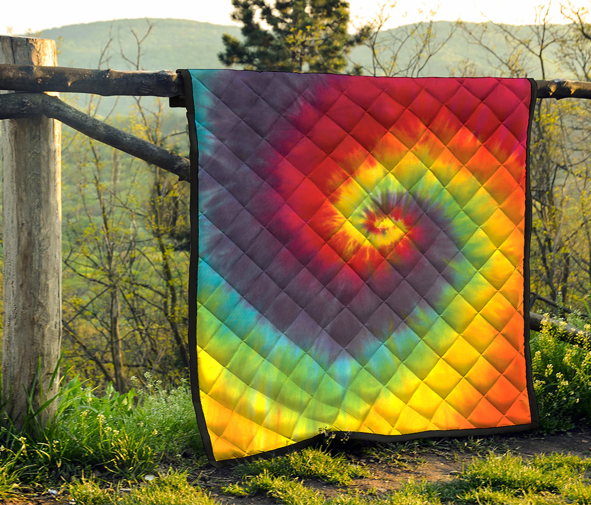 Summer Tie Dye Print Quilt