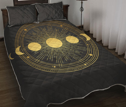 Sun And Moon Phase Print Quilt Bed Set