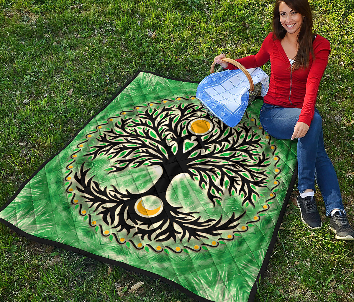 Sun And Moon Yggdrasil Print Quilt
