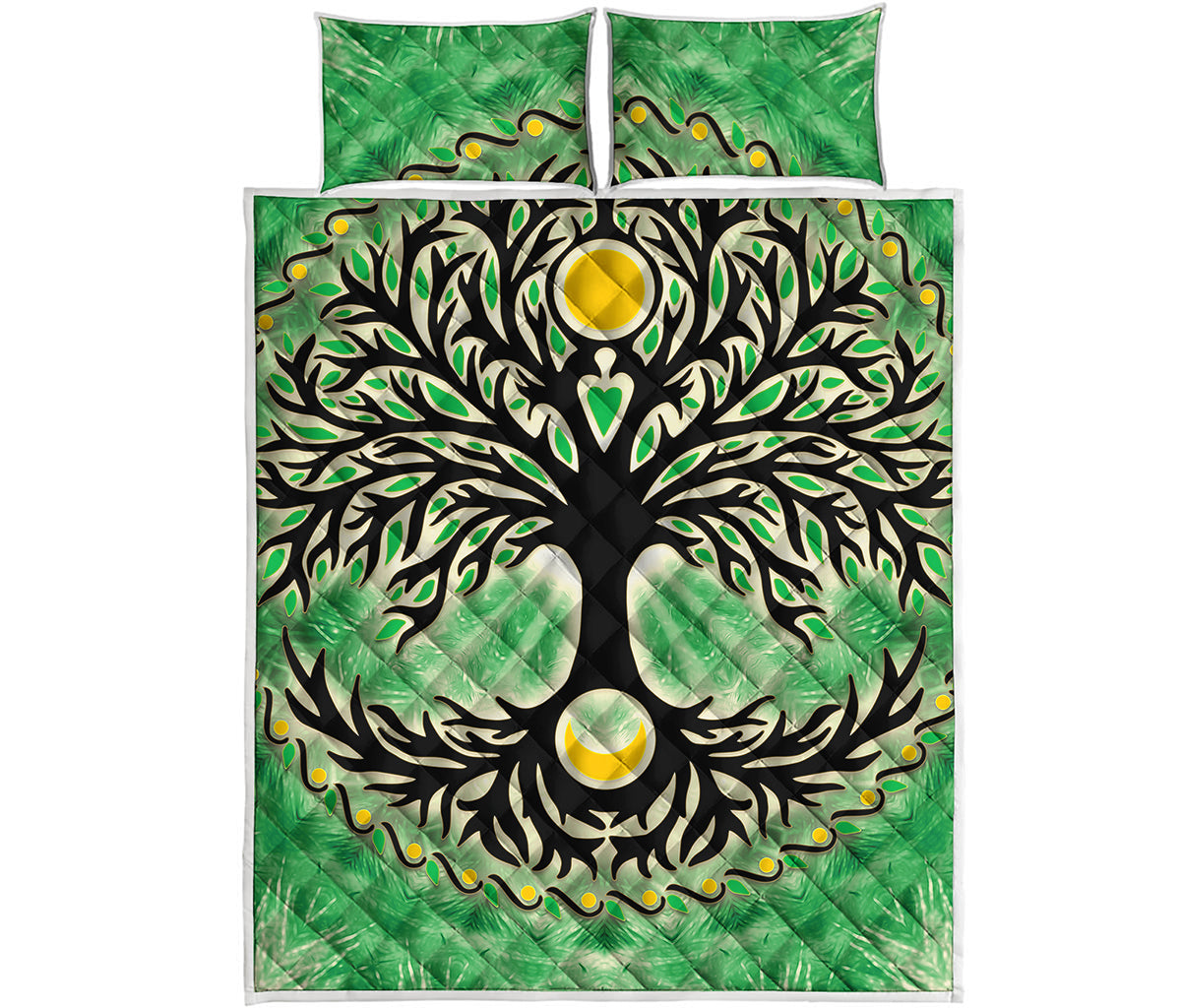 Sun And Moon Yggdrasil Print Quilt Bed Set