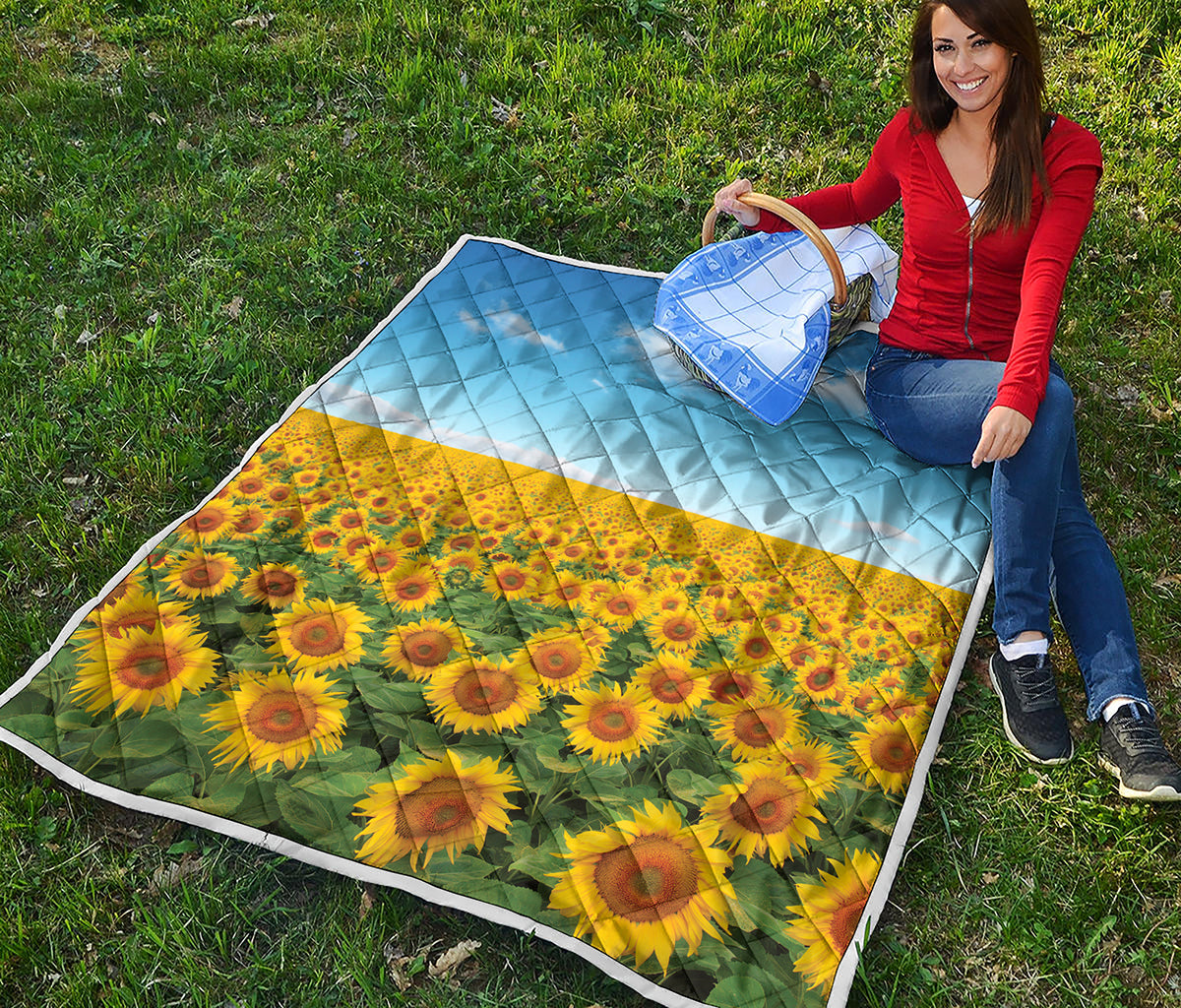 Sunflower Field Print Quilt