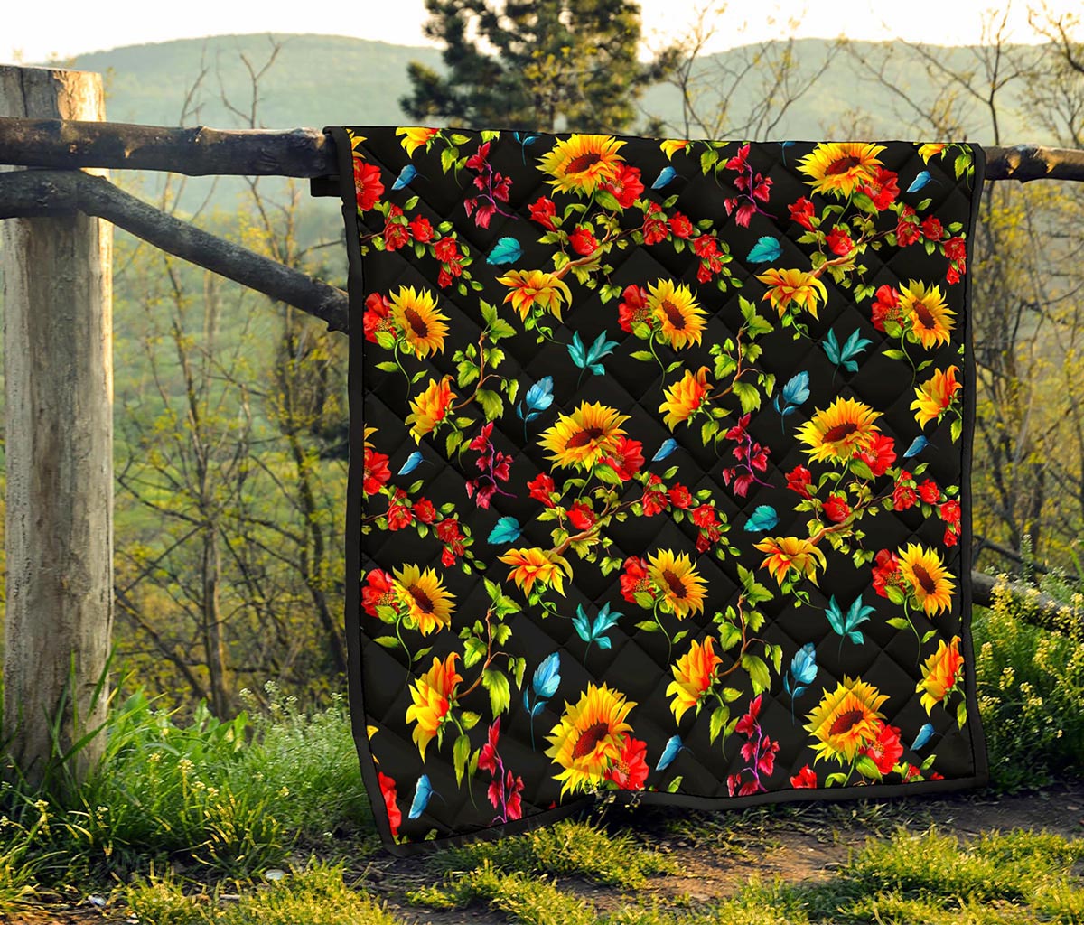 Sunflower Floral Pattern Print Quilt