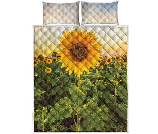 Sunflower Landscape Print Quilt Bed Set