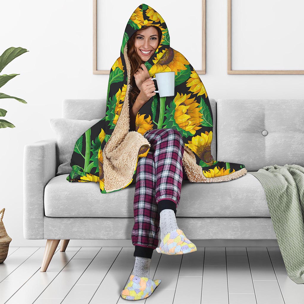 Sunflower Pattern Print Hooded Blanket