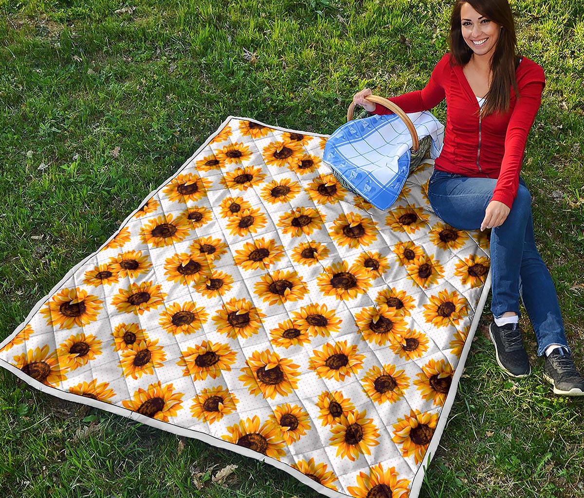 Sunflower Polka Dot Pattern Print Quilt