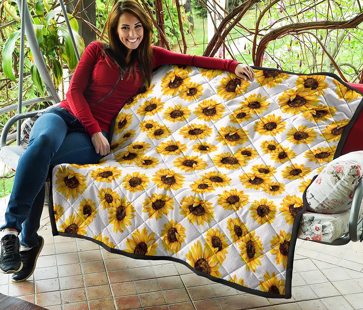 Sunflower Polka Dot Pattern Print Quilt