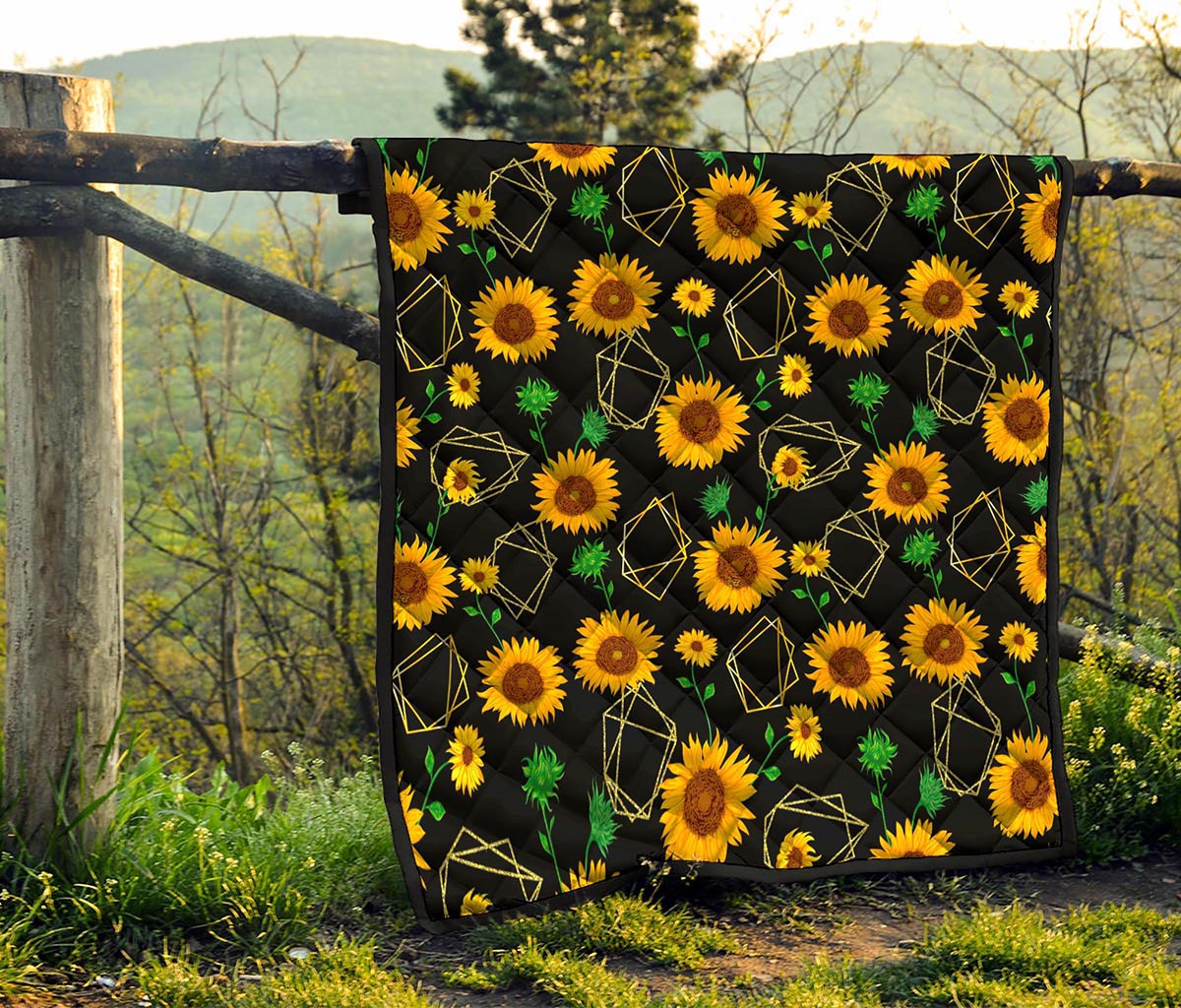 Sunflower Polygonal Pattern Print Quilt