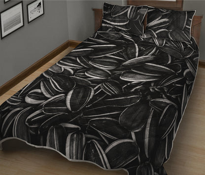 Sunflower Seeds Print Quilt Bed Set