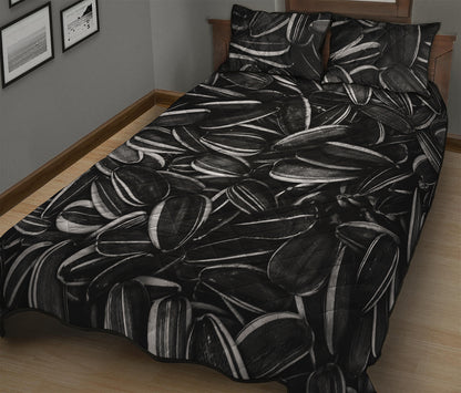 Sunflower Seeds Print Quilt Bed Set