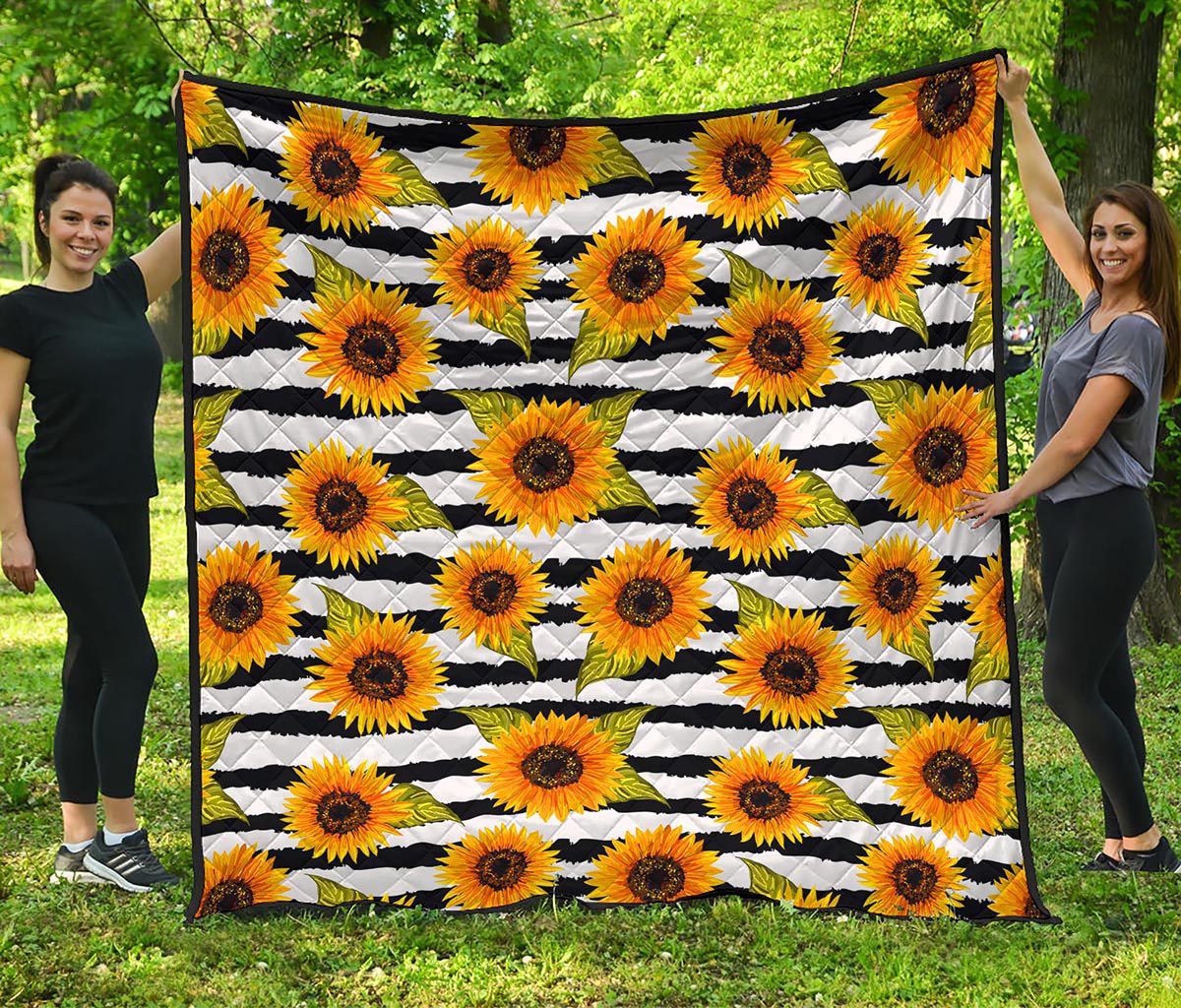 Sunflower Striped Pattern Print Quilt