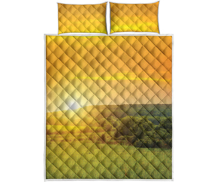 Sunrise Field Print Quilt Bed Set