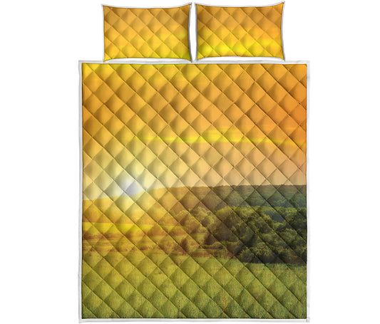 Sunrise Field Print Quilt Bed Set