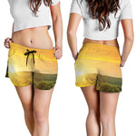 Sunrise Field Print Women's Shorts
