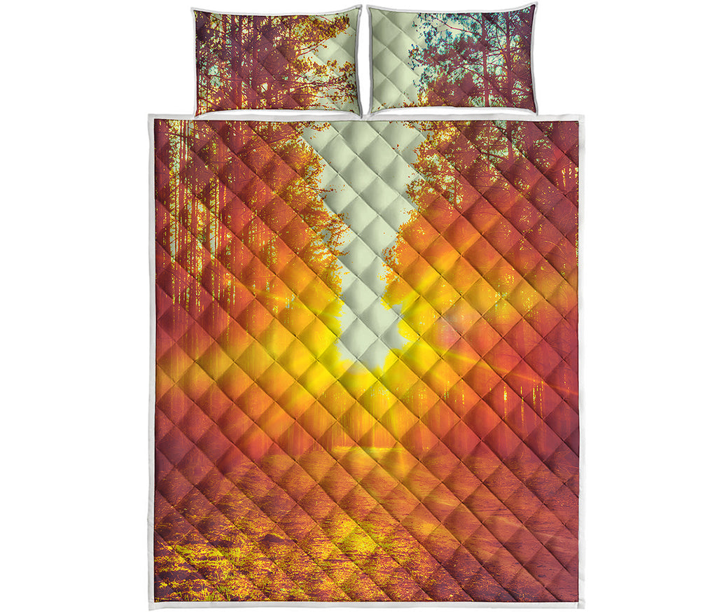 Sunrise Forest Print Quilt Bed Set