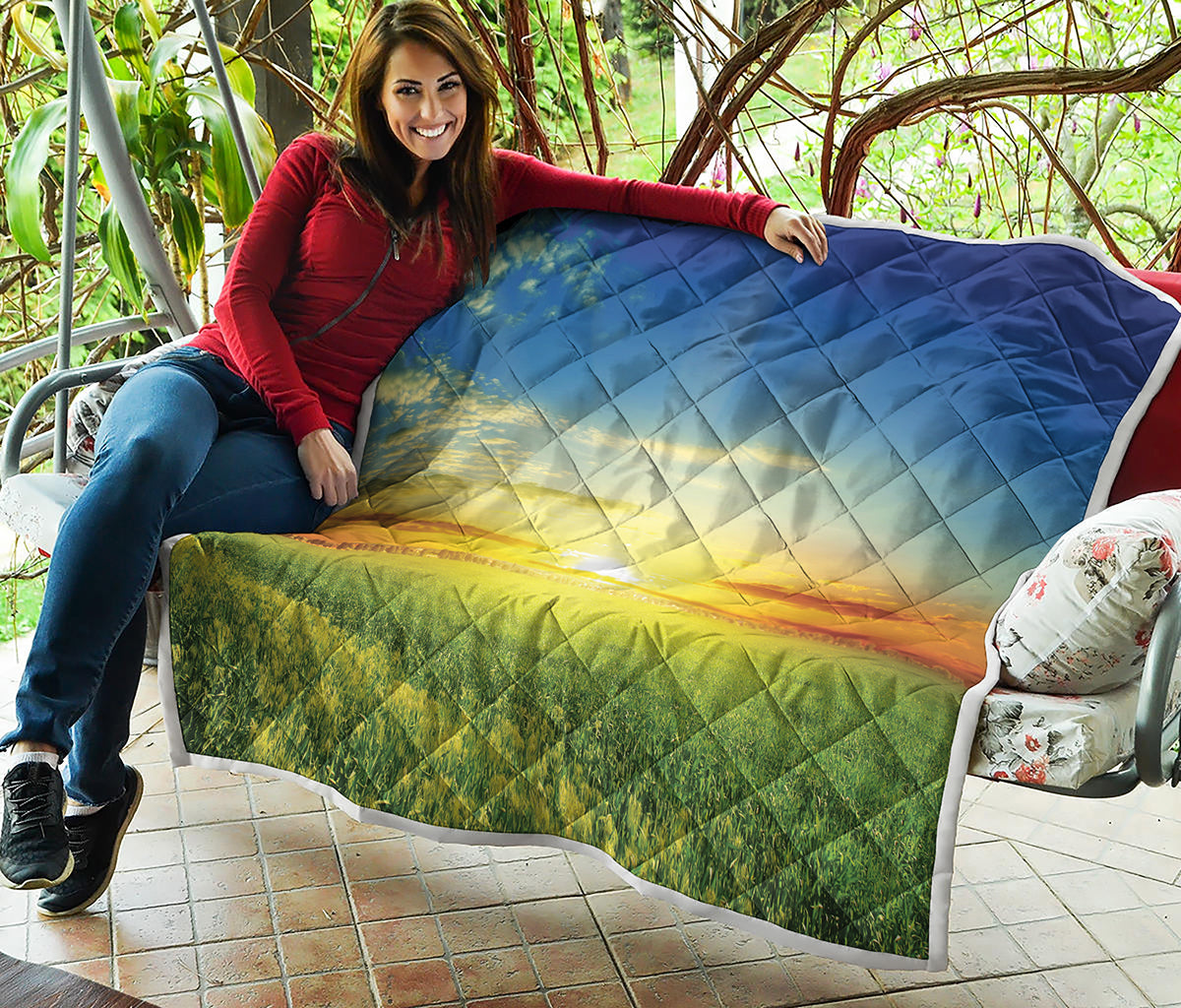 Sunrise Meadow Print Quilt