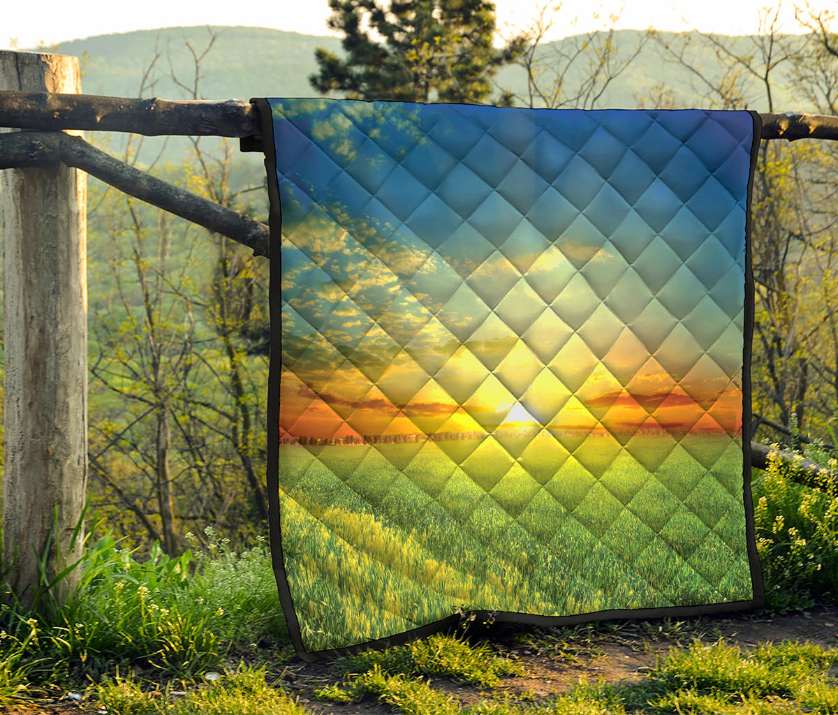 Sunrise Meadow Print Quilt