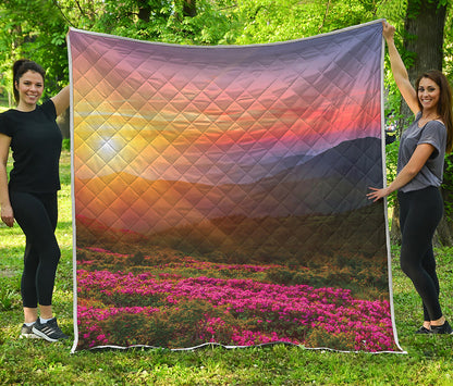 Sunrise Mountain Print Quilt