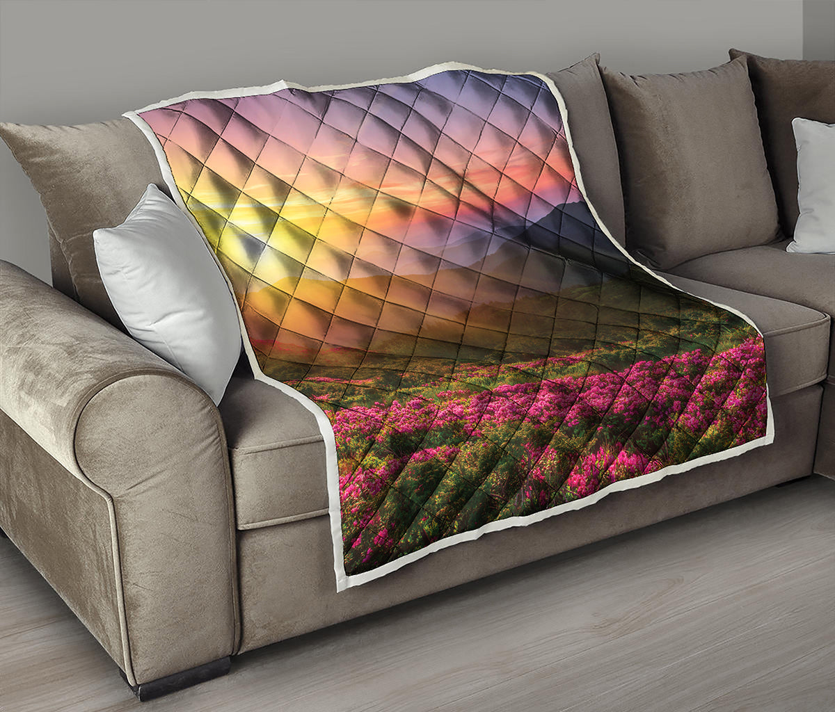 Sunrise Mountain Print Quilt