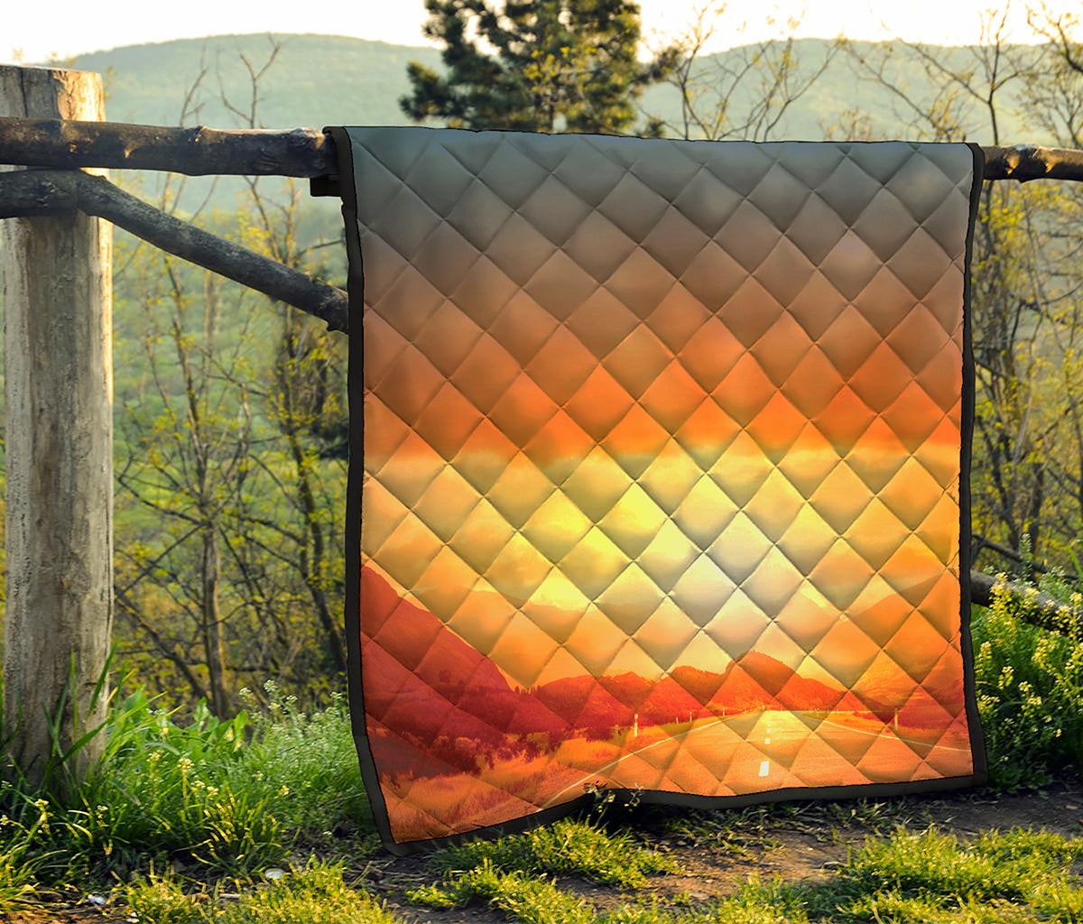 Sunrise Road Print Quilt
