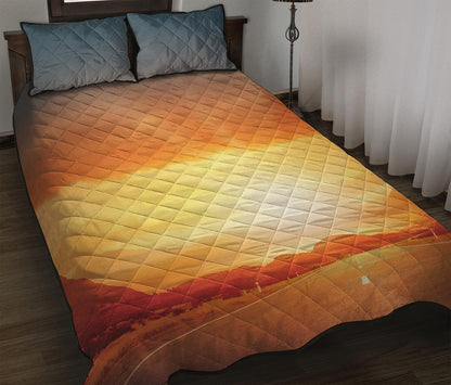 Sunrise Road Print Quilt Bed Set