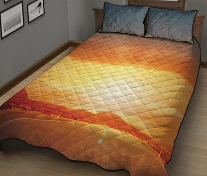 Sunrise Road Print Quilt Bed Set