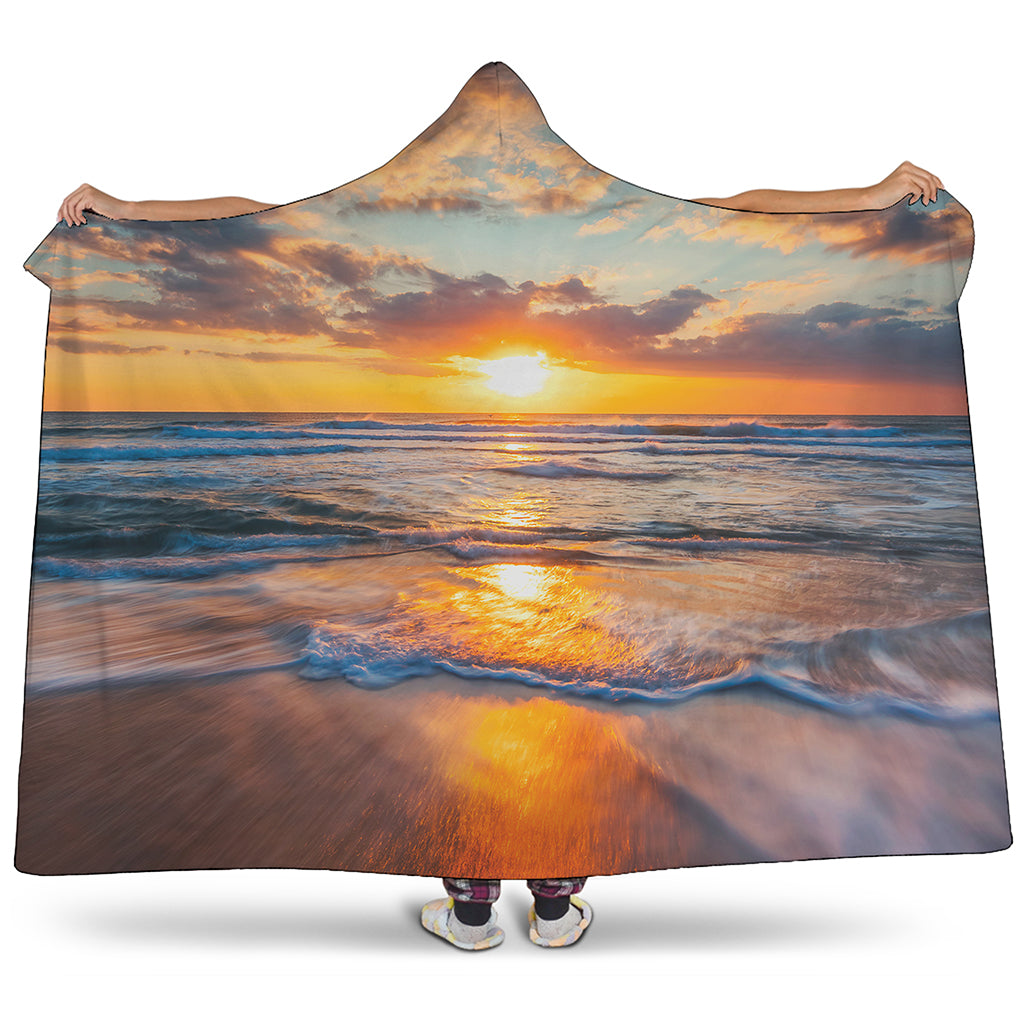 Sunrise Wave Print Hooded Blanket