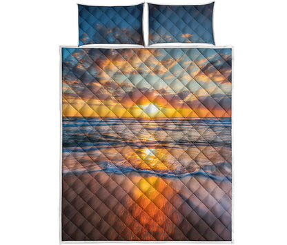 Sunrise Wave Print Quilt Bed Set
