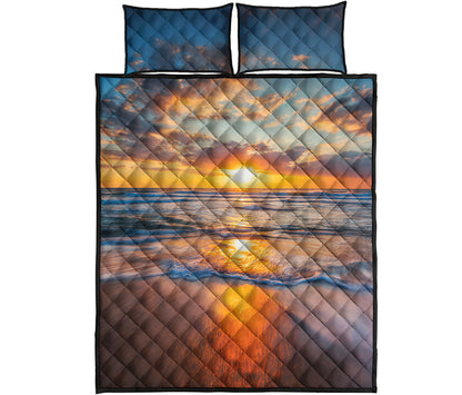 Sunrise Wave Print Quilt Bed Set