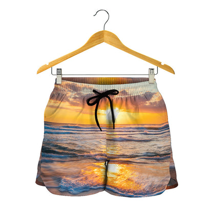Sunrise Wave Print Women's Shorts