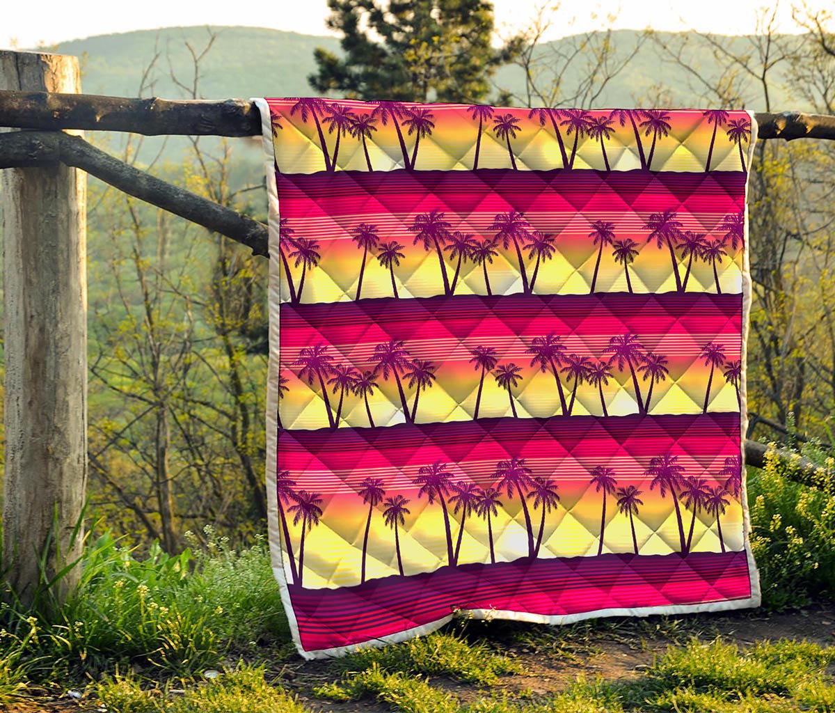 Sunset Palm Tree Pattern Print Quilt