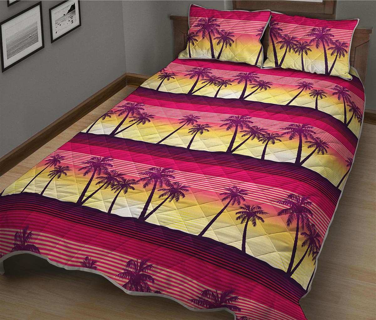 Sunset Palm Tree Pattern Print Quilt Bed Set